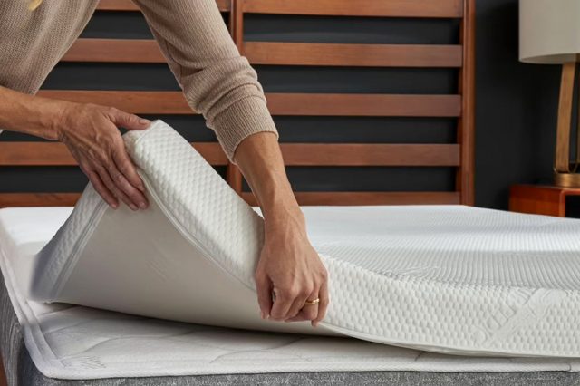 Different Types of Mattresses, Explained - Woodenstreet