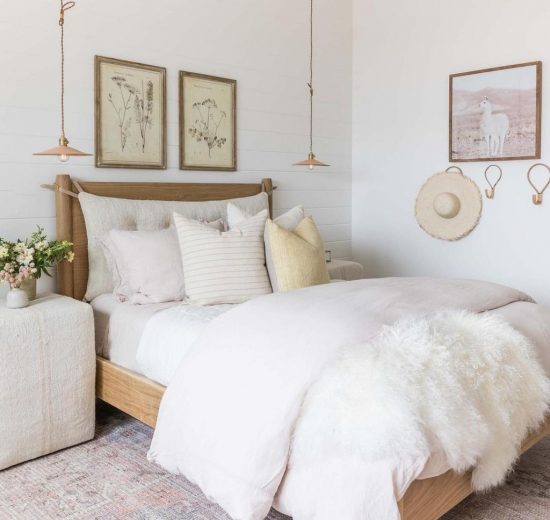 16 Cheap and Easy Bedroom Decorating Ideas